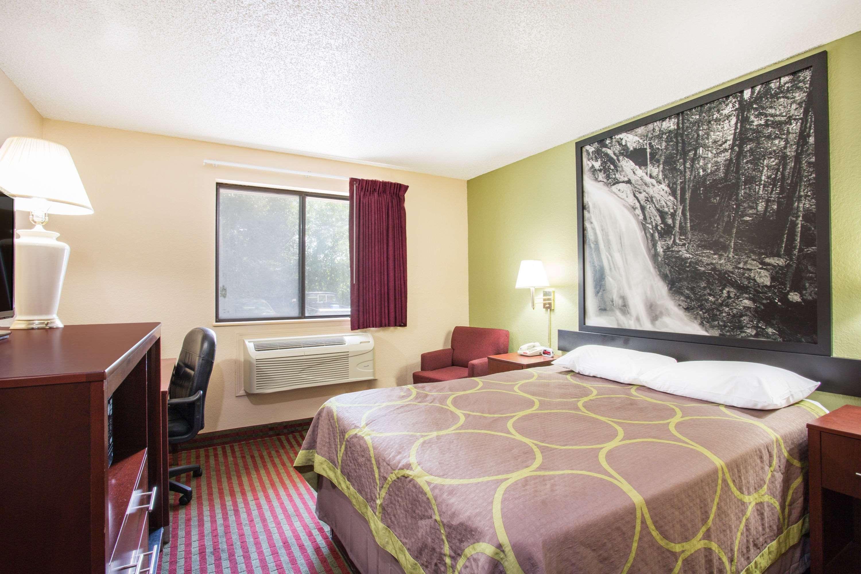 Super 8 By Wyndham Harrisonburg Motel Eksteriør bilde