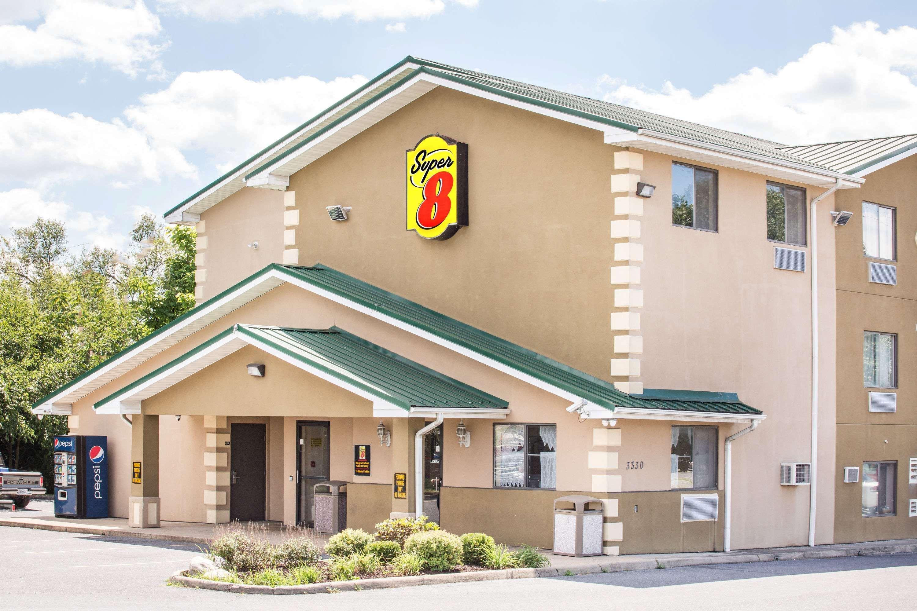 Super 8 By Wyndham Harrisonburg Motel Eksteriør bilde